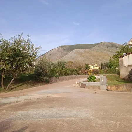 לינה וארוחת בוקר Nonno Pino Maierà