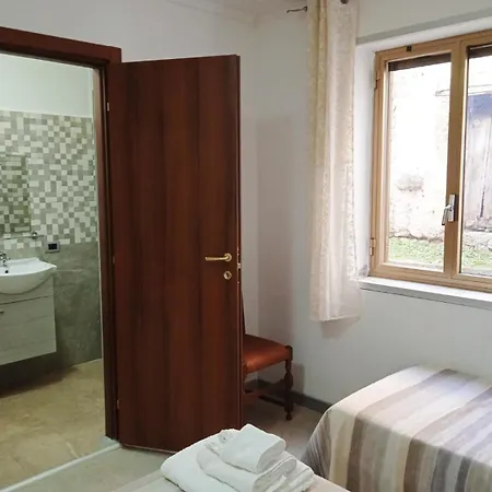 Nonno Pino Bed & Breakfast